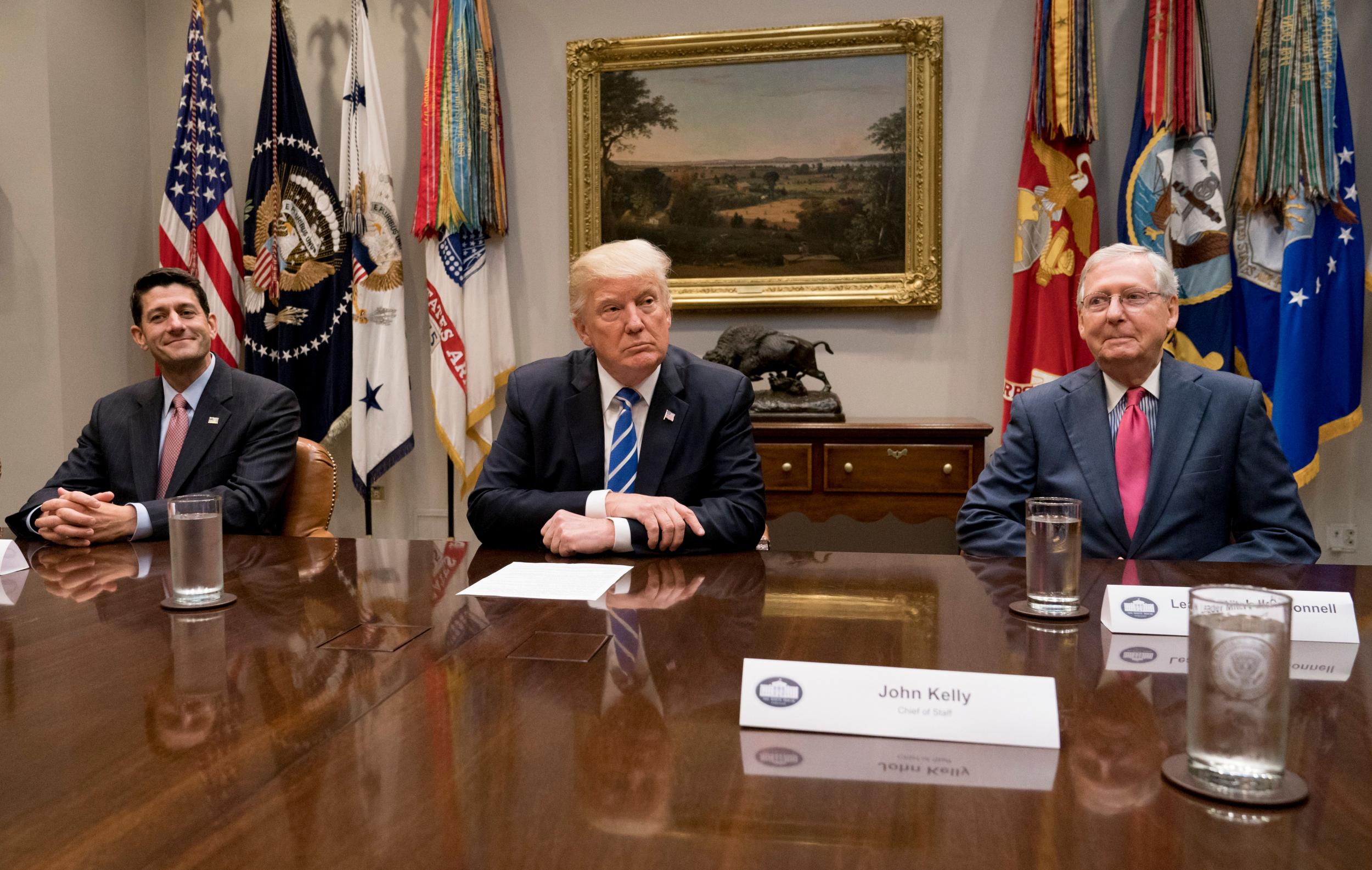 Trump reitera condiciones: “Sin muro, no hay DACA”