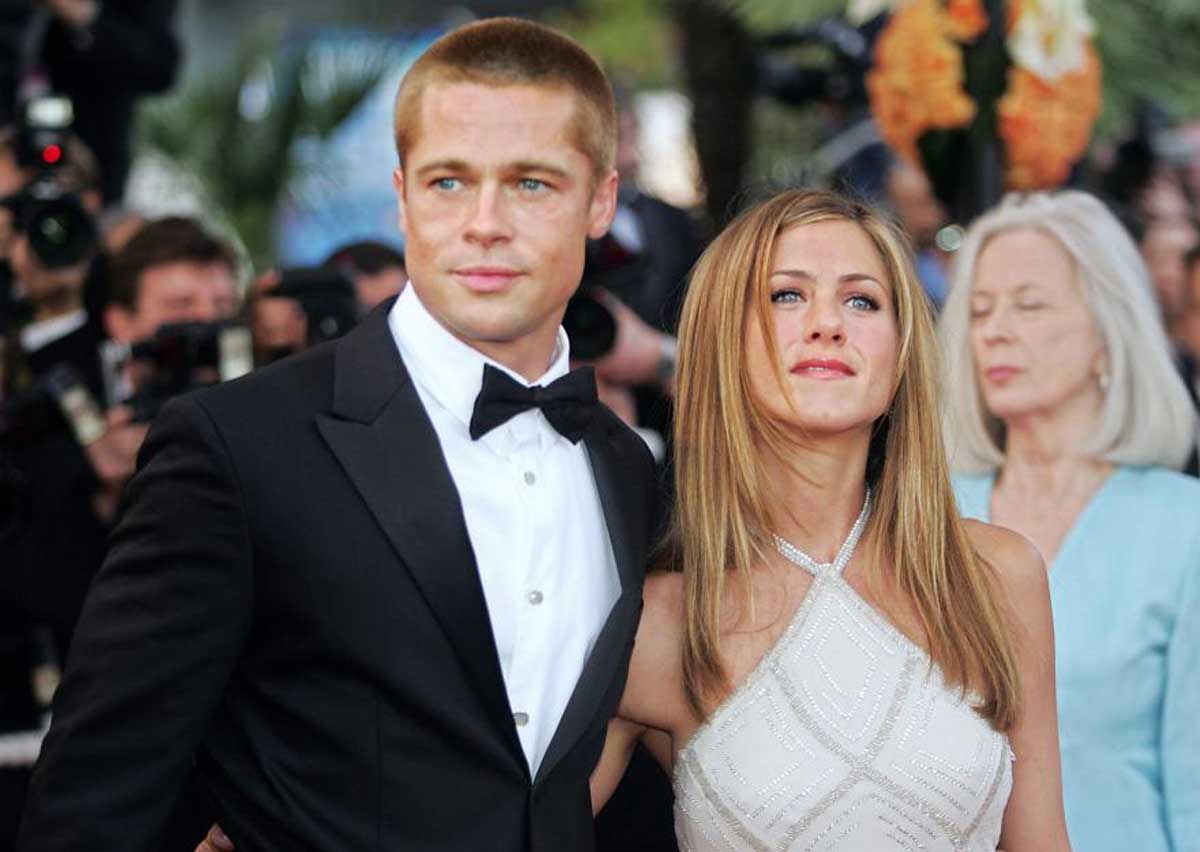 Invita a su ex a fiesta navideña