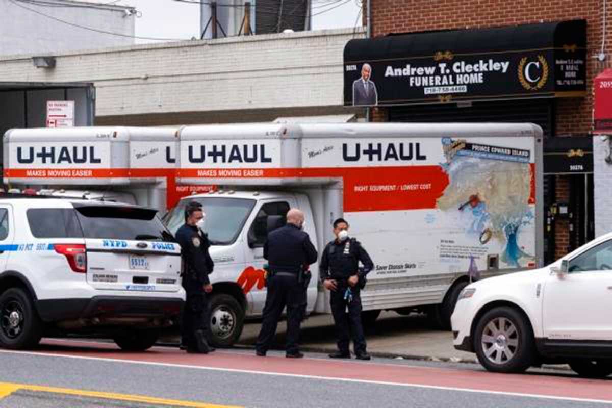Funeraria tenía cuerpos en descomposición