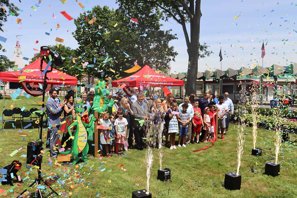 Playland reabre para el verano