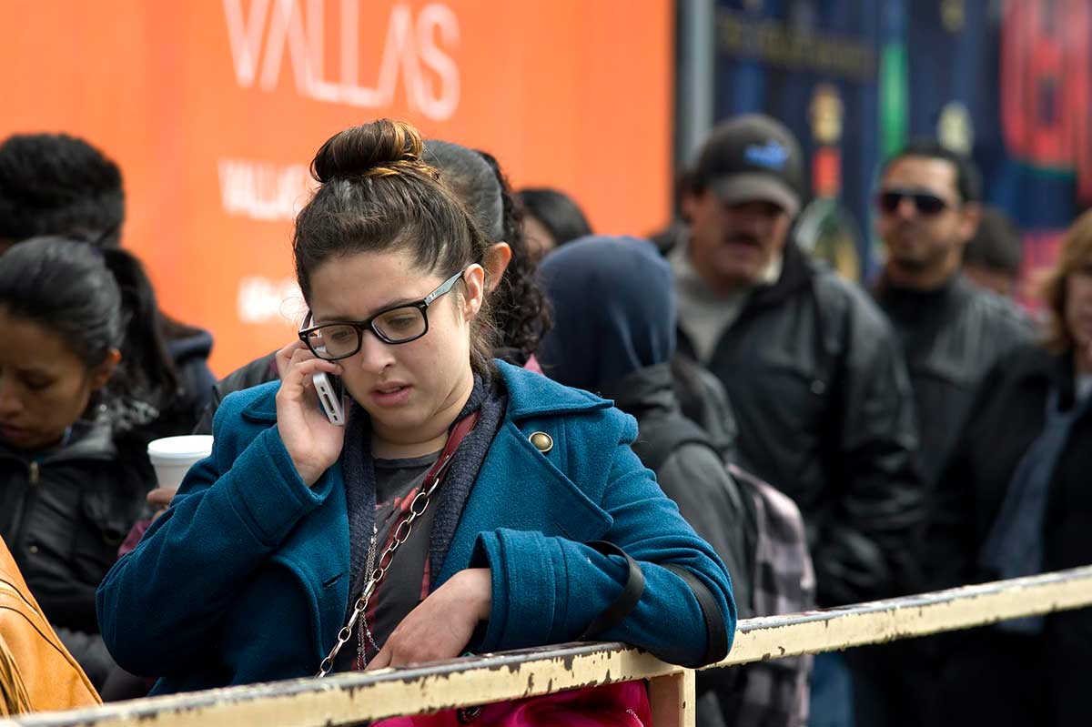 USCIS amplía el proceso prioritario para ciertos trámites