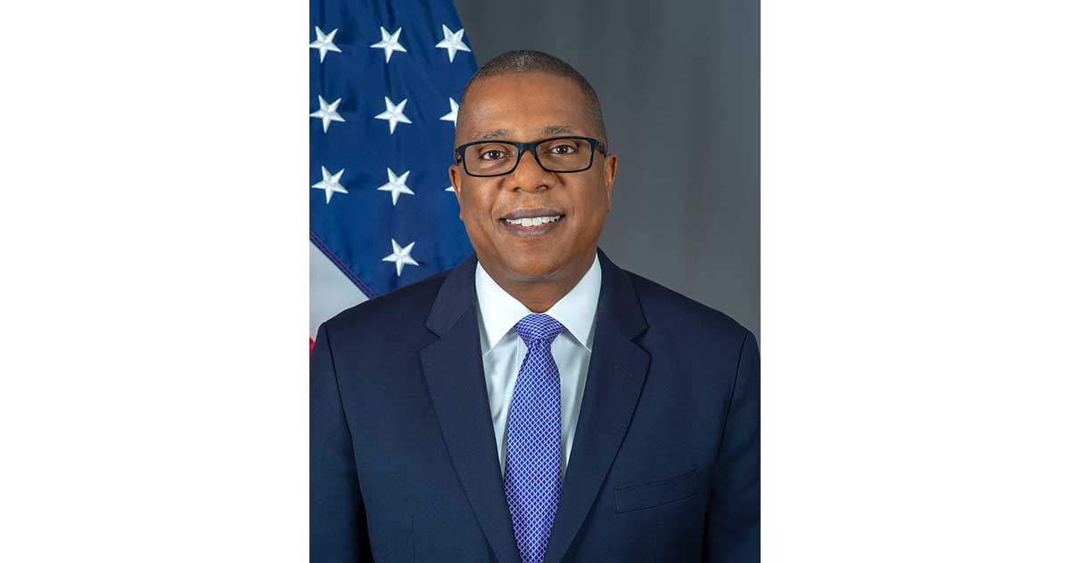 Nichols viaja para reunirse con autoridades fronterizas