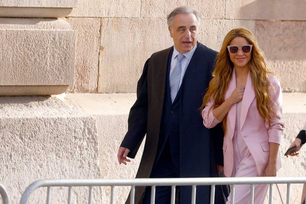 Shakira evita la cárcel en España