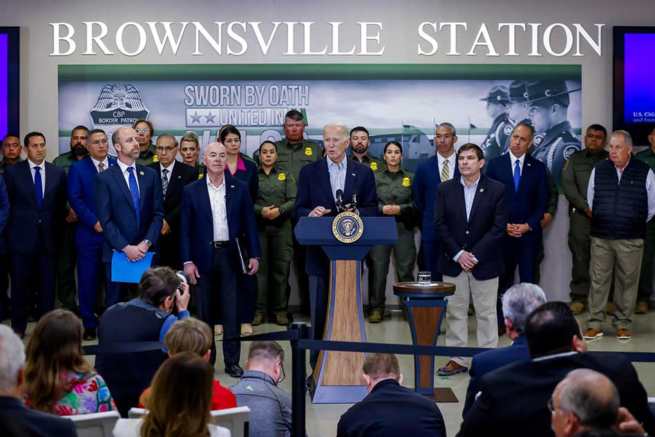 Biden pide a Trump trabajar juntos para acuerdo migratorio