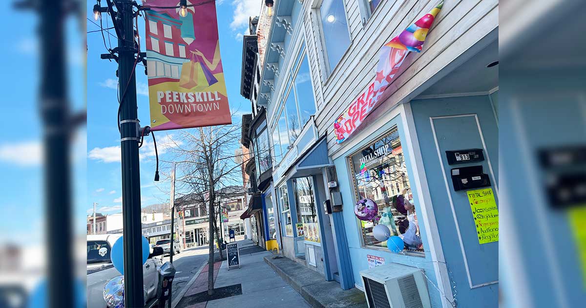 Acusan a concejal de Peekskill de presentar peticiones falsas para la boleta electoral