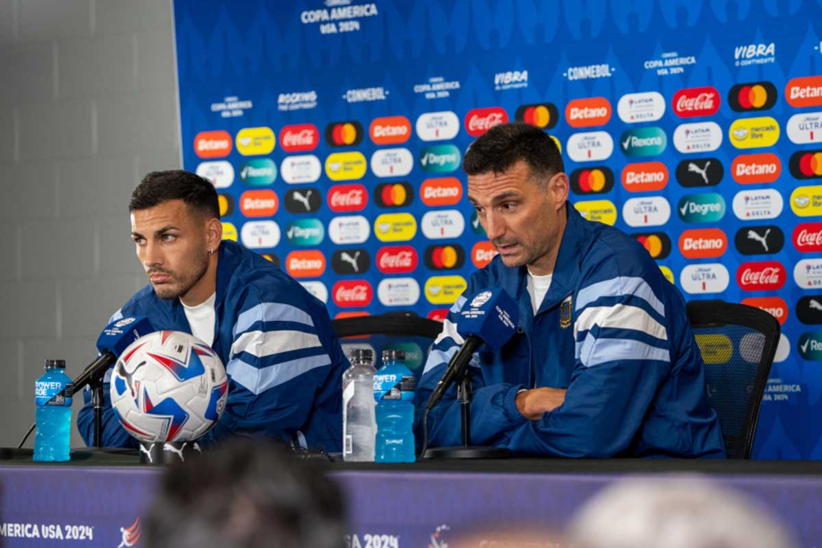 Todo vendido y césped nuevo para partido inaugural