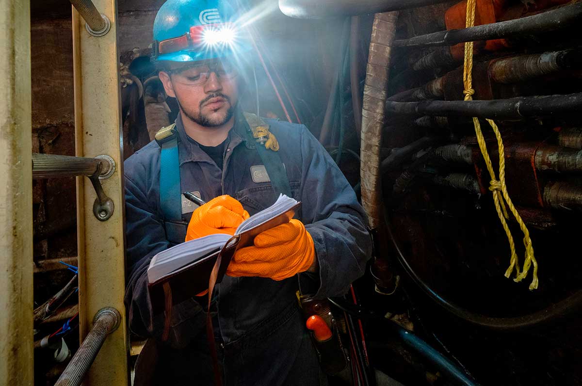 Equipos de Con Edison se movilizan ante el alto calor y humedad