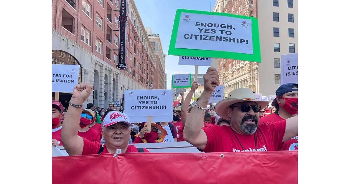 Uno de cada 5 hogares latinos, aislado lingüísticamente
