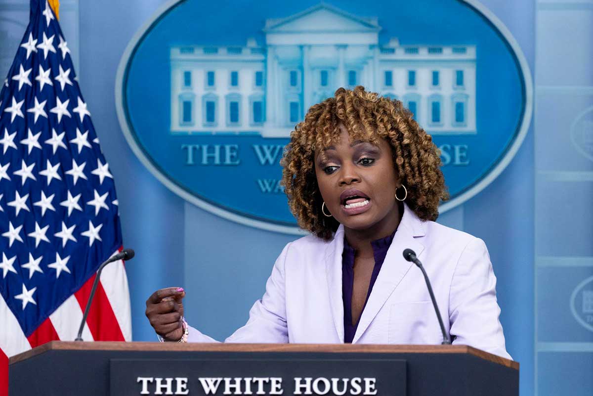 Biden se somete a un chequeo médico verbal dos veces por semana