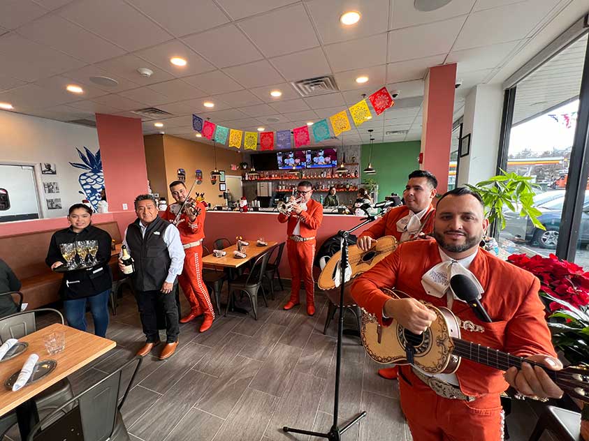 Reabren Mariachi Loco en White Plains