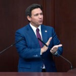 Florida evalúa flexibilizar la ley laboral de menores