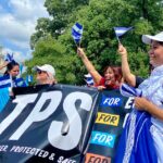 Urgen a salvadoreños a renovar el TPS