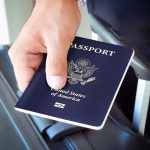 Ayuda para tramitar el pasaporte estadounidense Sala de Redacción | Westchester Hispano White Plains, NY La oficina de servicios comunitarios del Secretario del Condado de Westchester, informó que realizará una jornada de servicios gratuitos en White Plains, a fin de ayudar al público directamente y en su propia ciudad. “Podemos procesar su solicitud original de pasaporte o certificado comercial, aceptar sus documentos de baja militar DD-214 o notarizar documentos cuando visitemos El Centro Hispano, ubicado en 295 Central Avenue, White Plains, NY 10606, el 29 de agosto de 10:00 a.m. a 1:00 p.m.”, informó la oficina del Secretario del Condado, Timothy C. Idoni. Para solicitar un pasaporte estadounidense, generalmente solo necesita un certificado de nacimiento original, una licencia de conducir y el pago en forma de varios cheques o giros postales. Para obtener más información sobre cualquiera de estos servicios, llame al 914-995-3082 o visite westchesterclerk.com