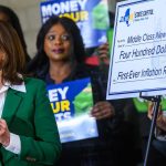 Cheques de reembolso serán enviados pronto Los cheques por inflación llegarán a los contribuyentes de Nueva York
