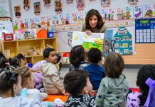 Nueva York dará cuidado infantil gratuito desde los 2 años