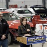 Anuncian plan contra el alza del seguro de auto en Nueva York