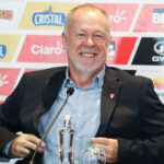 Mano Menezes deja fuera a Guerrero, Lapadula y Cueva