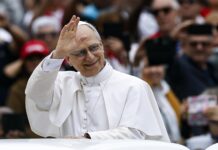 Papa León XIII desafía críticas de Trump