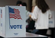 Fraternidad universitaria impulsará voto entre jóvenes latinos