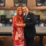Cristian Castro y Victoria Kühne sellan su romance