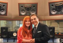 Cristian Castro y Victoria Kühne sellan su romance