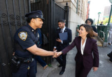 Hochul: “Mantener a los neoyorquinos seguros es mi máxima prioridad”