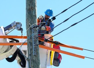 Equipos de Con Edison movilizados ante el calor extremo