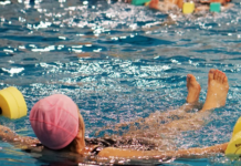 Hochul destina fondos para piscinas públicas