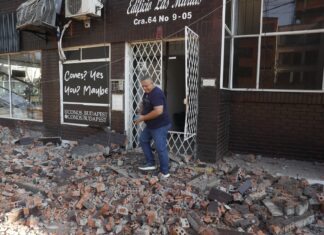Terremoto de 7,4 sacude Colombia con graves daños en varias ciudades