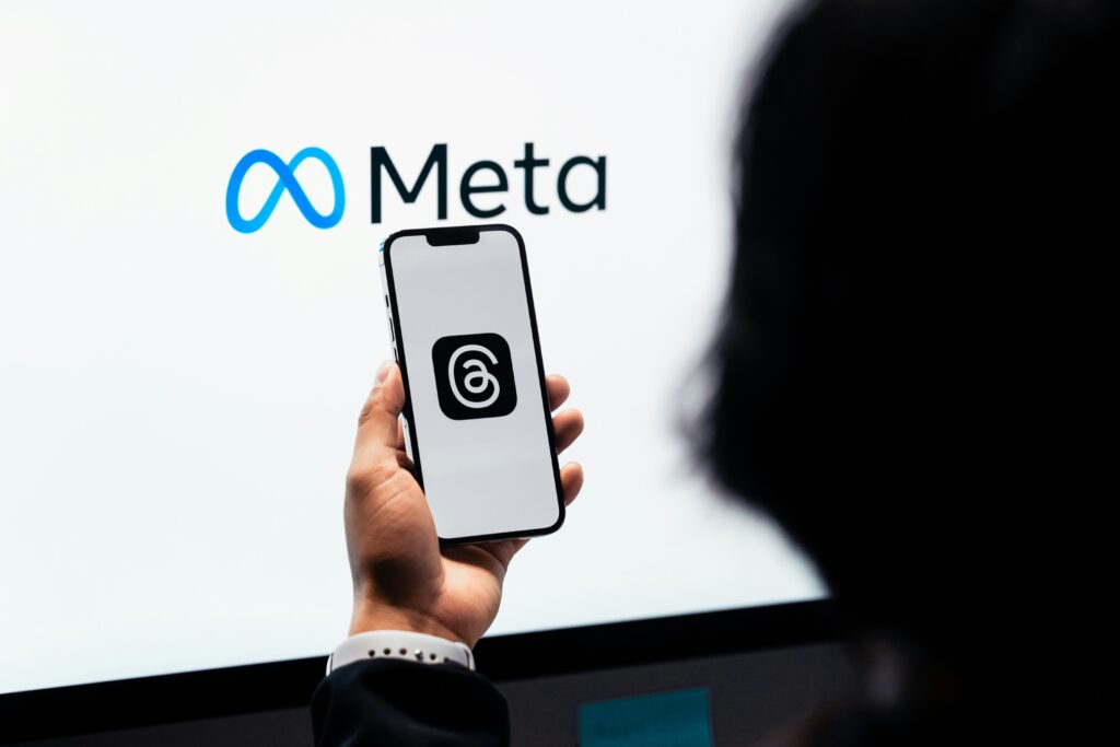 Meta pagará hasta $17,100M y deberá imponer nuevas restricciones en Instagram y Facebook para proteger a niños y adolescentes.
